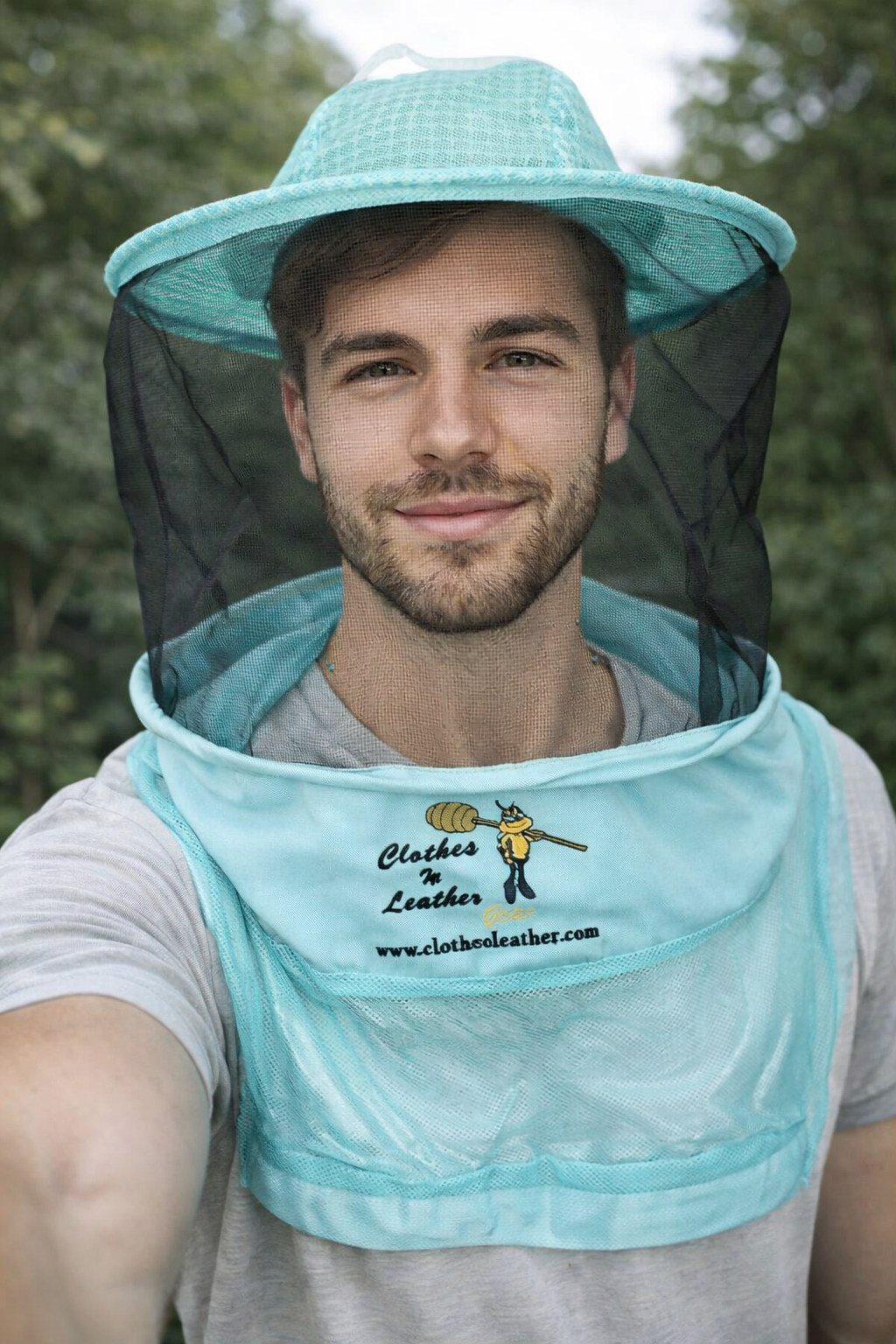 Clothes & Leather Gear Three Layer Mesh Ventilated Beekeeping Veil in Aqua (Round Veil HAT)